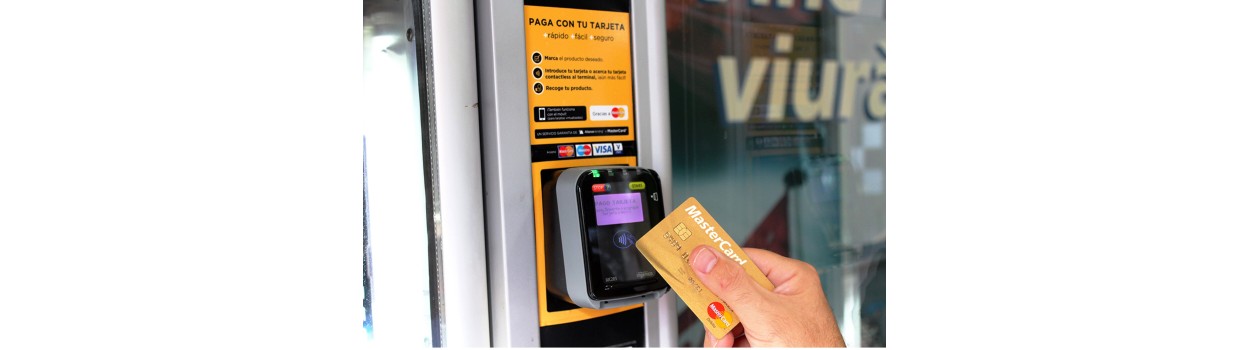 Monederos, billeteros, pago con tarjeta y telemetría
